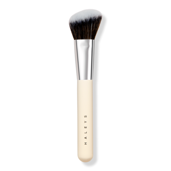 HALEYS Beauty Angled Blush Brush #1