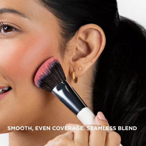 HALEYS Beauty Angled Blush Brush #3