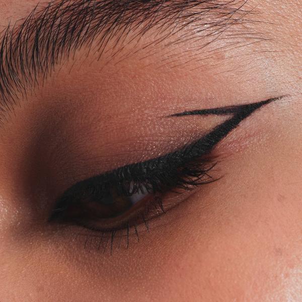 JudyDoll Ink Glider Longlasting Liquid Eyeliner #4