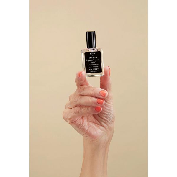 Nailberry Shine & Breathe Top Coat #3