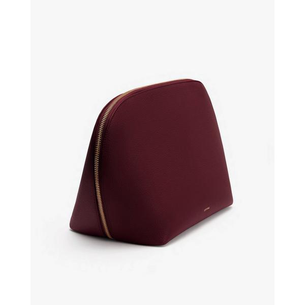 Cuyana Voyager Travel Case #3