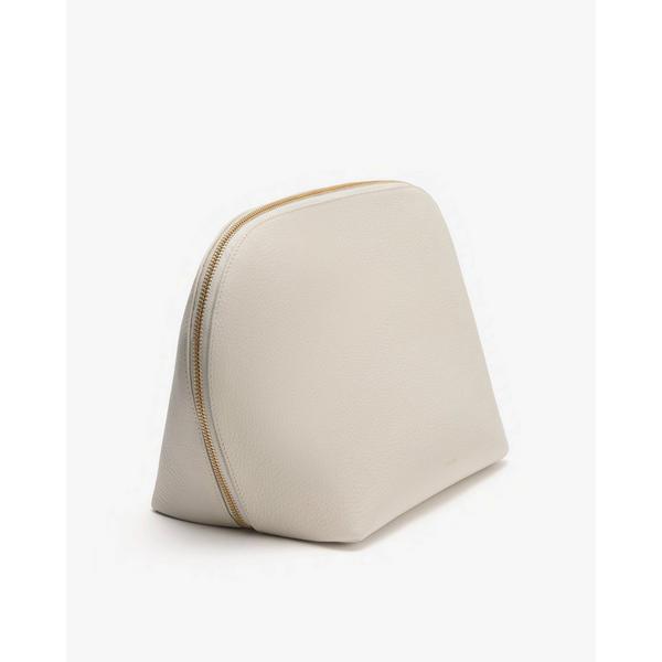Cuyana Voyager Travel Case #3