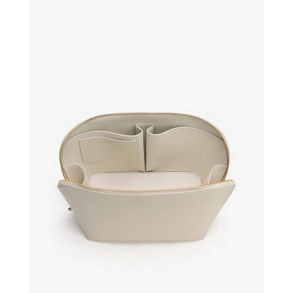 Cuyana Voyager Travel Case #4