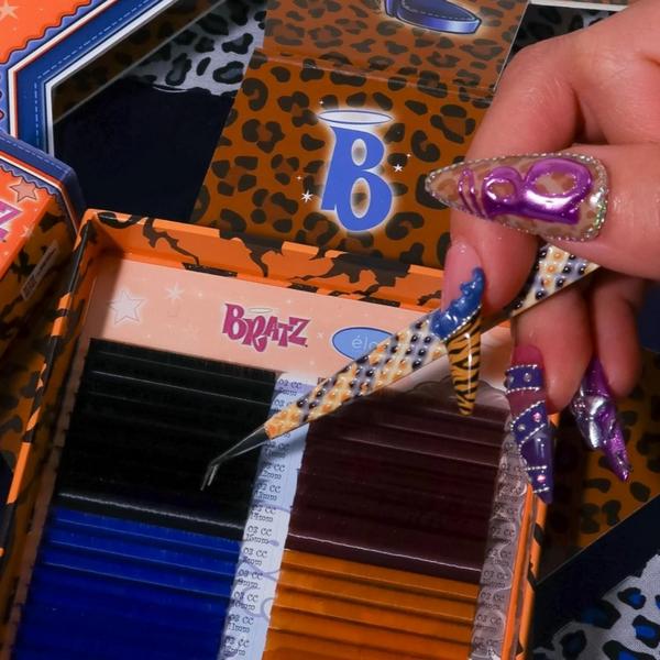 élan beauté & supplies Bratz Sasha E06 Tweezer #8