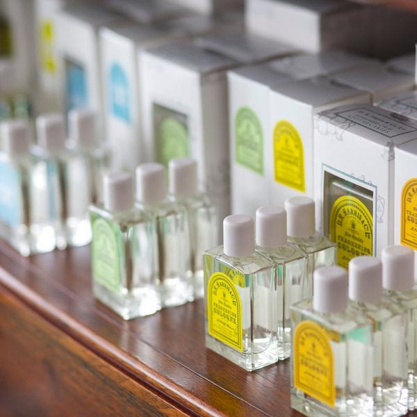 D. R. Harris Windsor Eau de Toilette #2