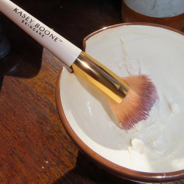 Kasey Boone Skincare Crème Brush #3