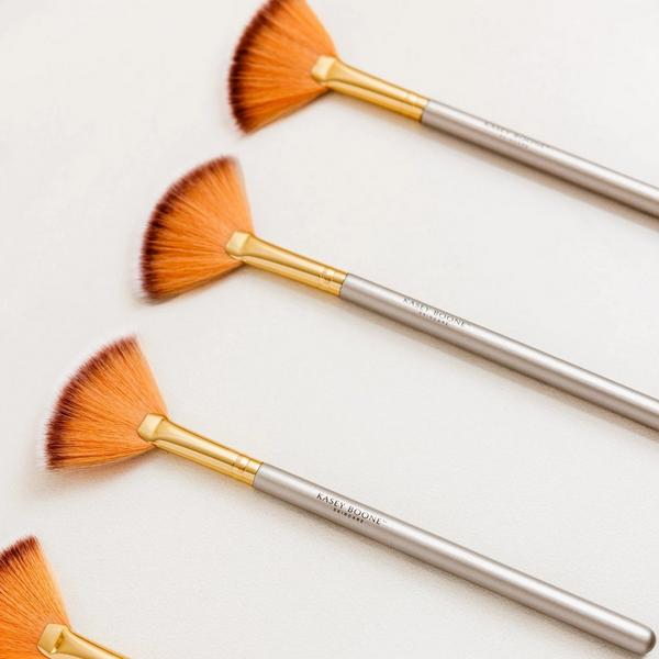 Kasey Boone Skincare Champagne Fan Brush #5