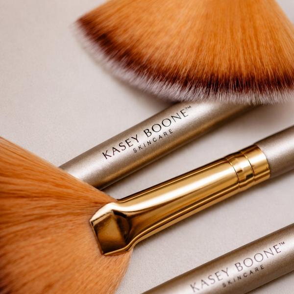 Kasey Boone Skincare Champagne Fan Brush #6
