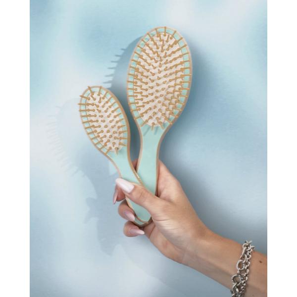 Cricket The Bay Blondie Wooden Bristles Paddle Brush #6