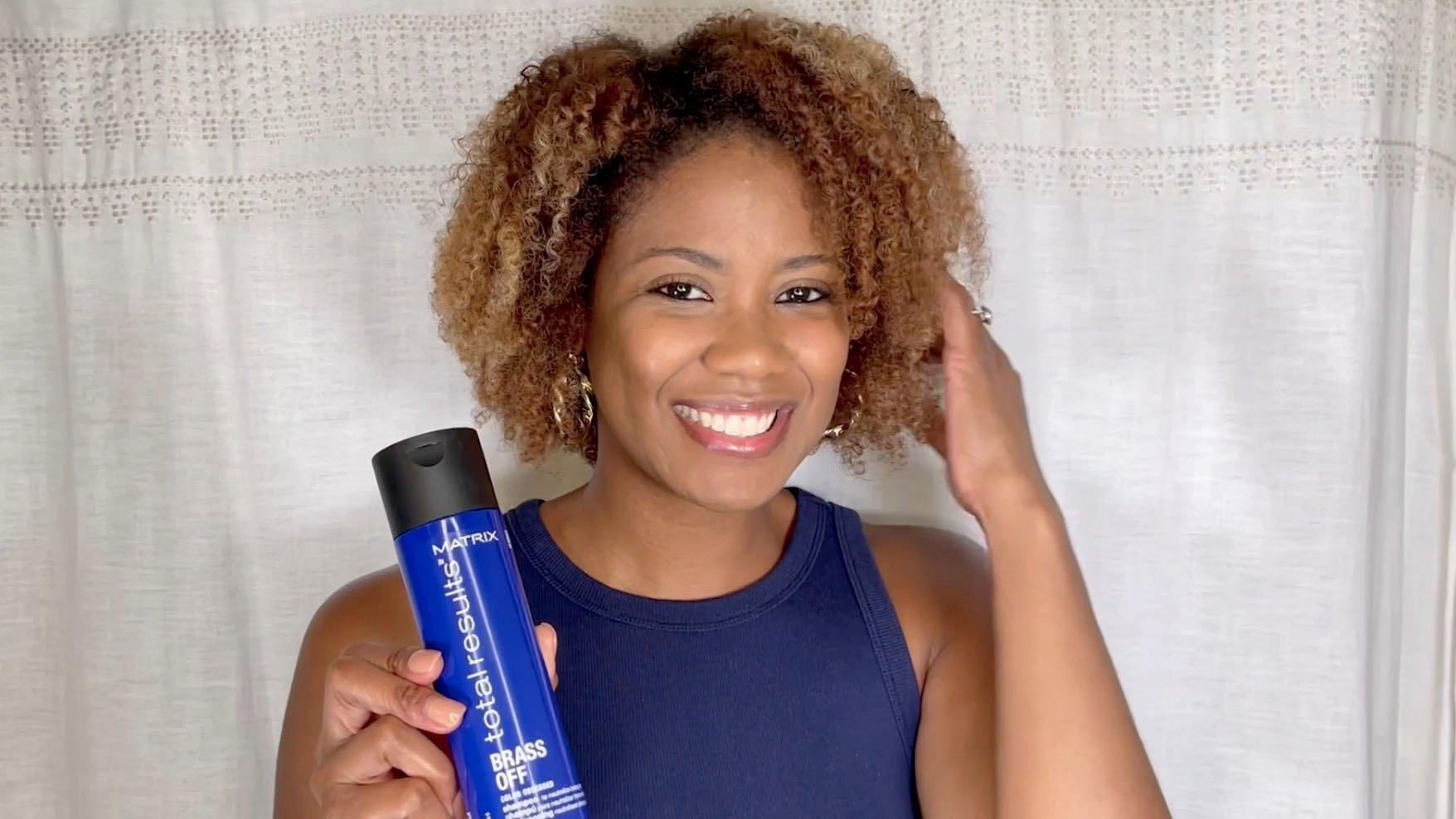 10.1 oz Brass Off Blue Shampoo for Brunettes - Matrix