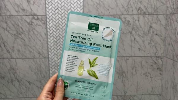 Earth Therapeutics Tea Tree Oil Moisturizing Foot Mask #5