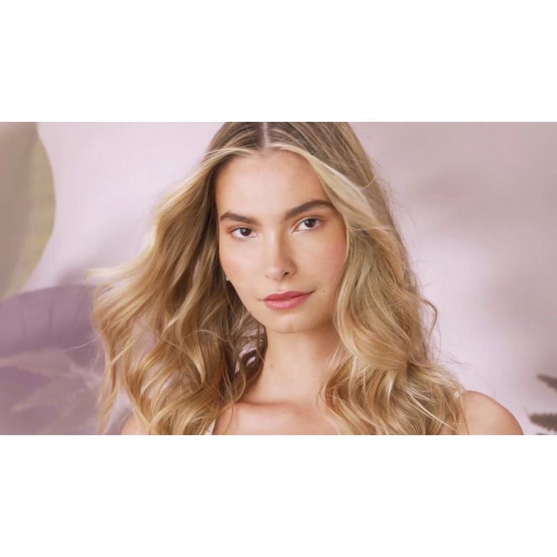 Style + Protect Weightless Volume Mousse