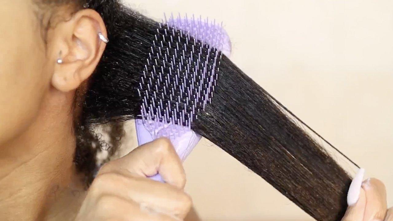 Naturally Curly Detangling Hairbrush in Mango Pink