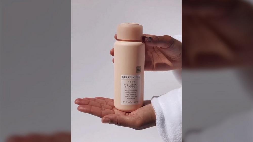 One Signature Shampoo with Avocado Oil + Castor Oil, Sulfate Free