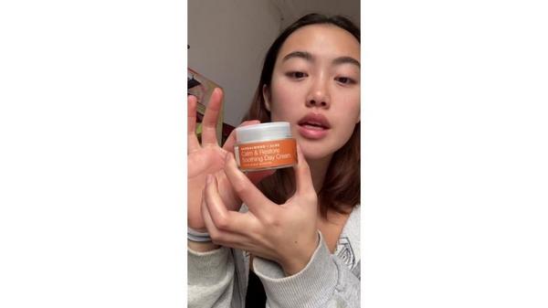 Urban Veda Calm, Restore & Soothing Sandalwood Day Cream #8