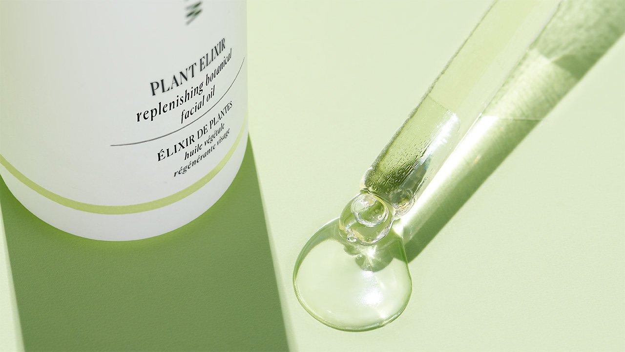 Our Gloves In A Bottle Botanical Tube is perfect for anyone and