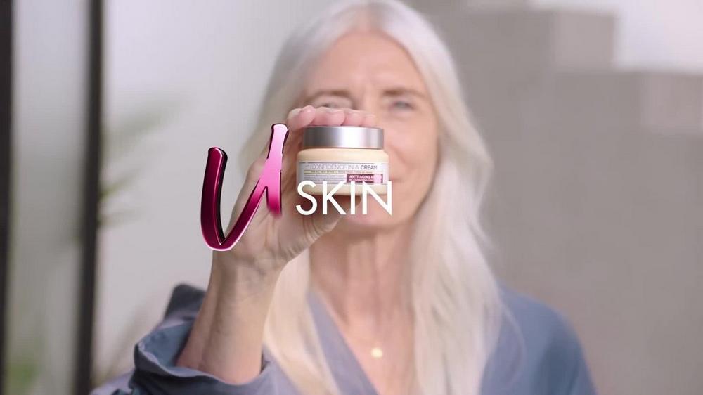 Travel Size Confidence in a Cream Anti-Aging Hydrating Moisturizer