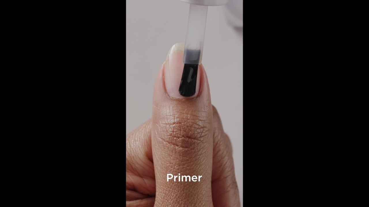 Miracle Gel Color Grip Primer - Sally Hansen