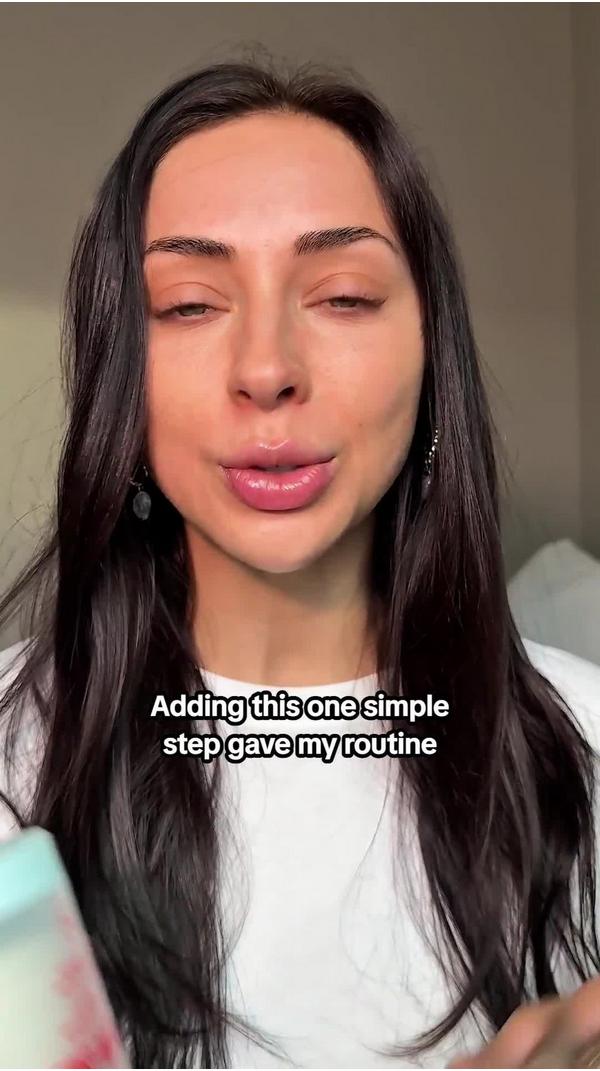 First Aid Beauty Facial Radiance Pads with Glycolic + Lactic Acids #8