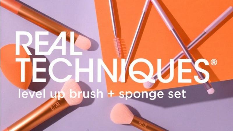 Real Techniques Level Up Makeup Brush + Blending Sponge Set #8