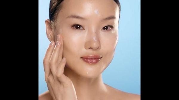 Charlotte Tilbury Magic Water Cream Gel Moisturizer with Niacinamide #10