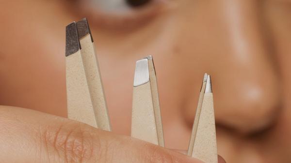 Revlon Designer Collection Slanted Tweezers #9