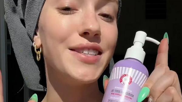 First Aid Beauty After-Shower Nourishing Body Oil #9