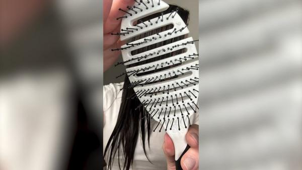 LolaVie LolaVie x Wet Brush Pro Flex Dry #6