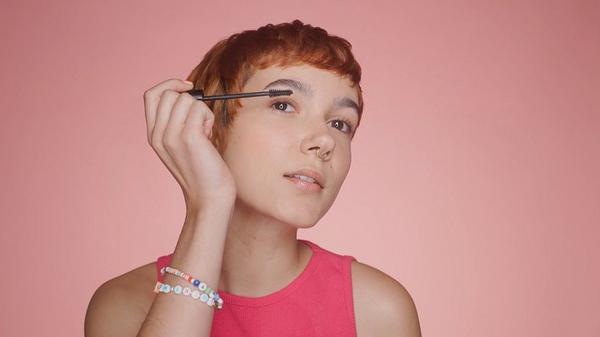 Essence Call Me Queen Dramatic False Lash Effect Mascara #7