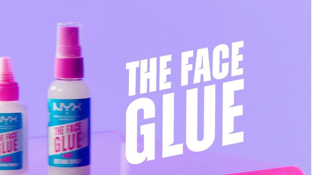 The Face Glue Gripping Setting Spray