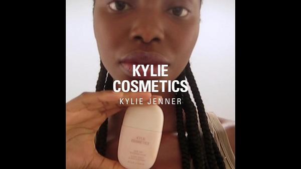 KYLIE COSMETICS Skin Tint Blurring Elixir Foundation #10