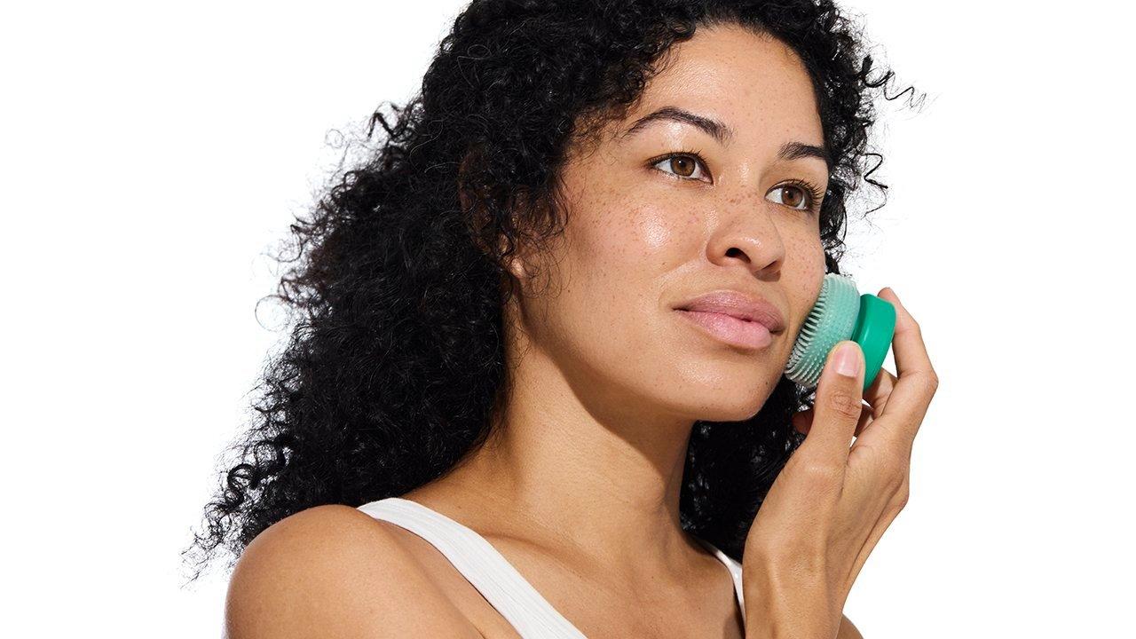 Doré - Le Disque Cleansing and Exfoliating Tool for All Skin Types