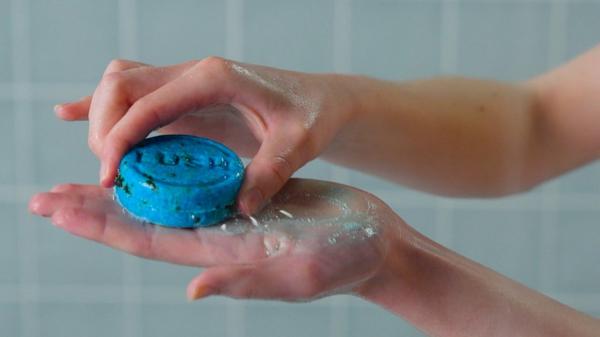 LUSH Seanik Solid Shampoo Bar #8