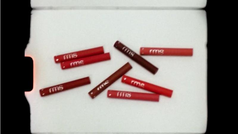 Legendary Serum Lipstick: The Nudes - Naomi