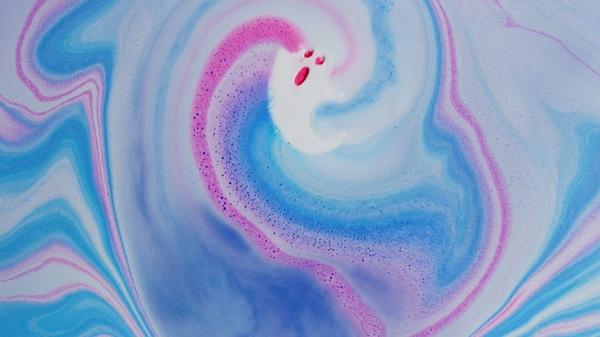 LUSH Trick Or Treat Bath Duo #9