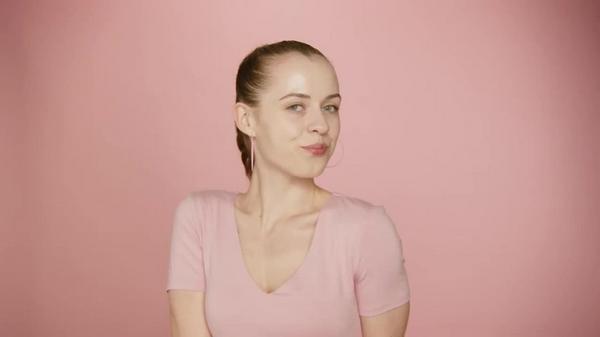 Essence Correct & Conceal Under Eye Brightening Concealer #7