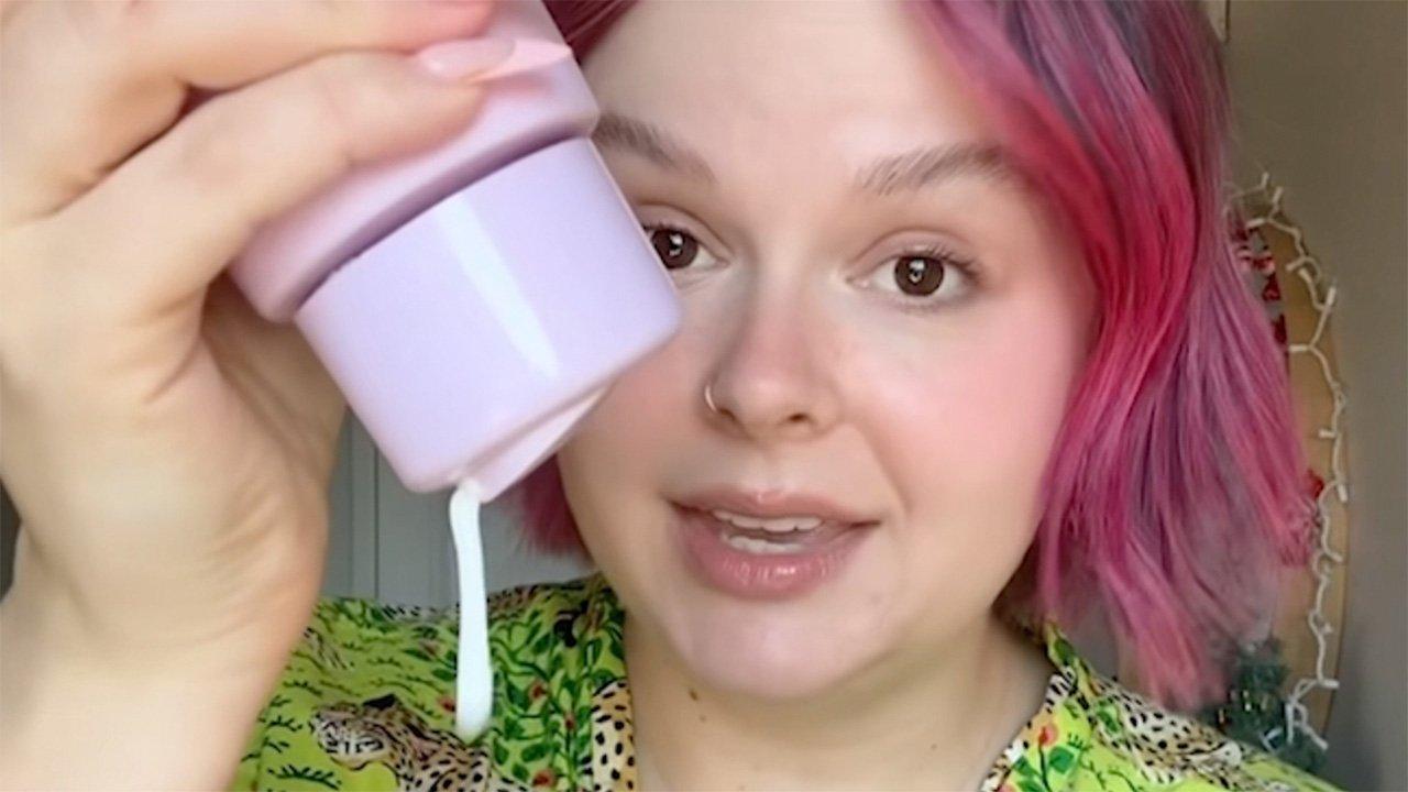 First Aid Beauty - KP Smoothing + Brightening Body Lotion Fresh