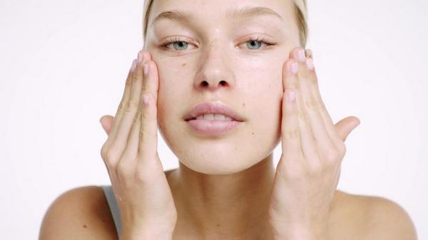 Tanologist Daily Glow Face Moisturizer #9