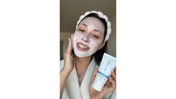 RODAN + FIELDS Redefine 30-Day Regimen for Fine Lines and Wrinkles #9