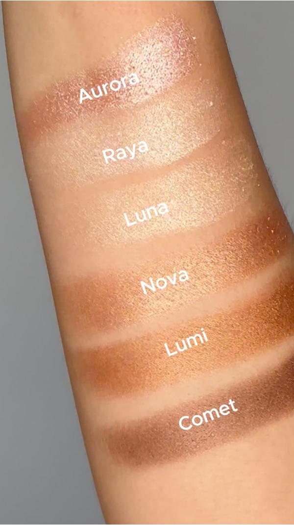 Benefit Cosmetics Glow-La-La Blurring Powder Highlighter #9