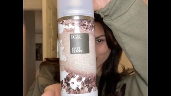 IGK First Class Charcoal Detox Dry Shampoo #10