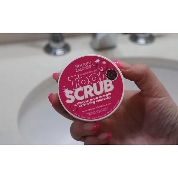 Limpiador de manos, esponjas y brochas Blendercleanser con carbón 7