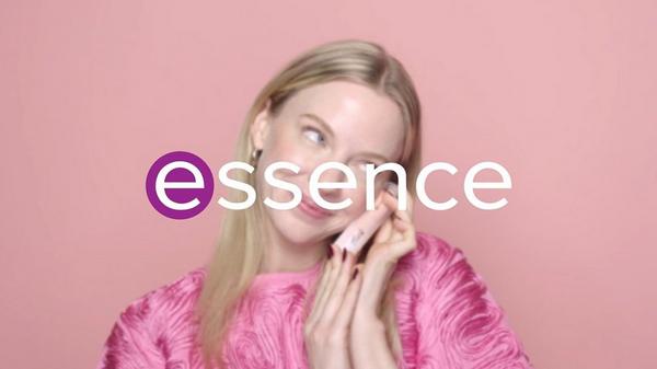 Essence Foundation Stick #8