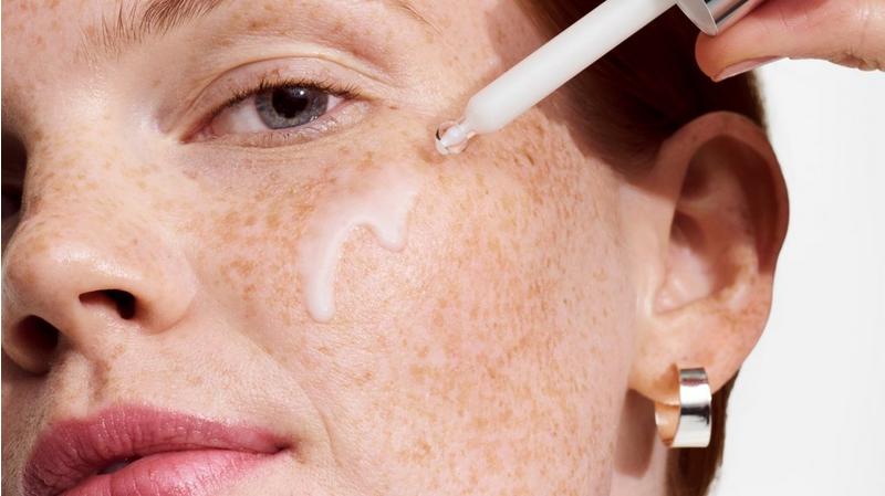 Glow from AM to PM Moisture Surge Skincare Gift Set