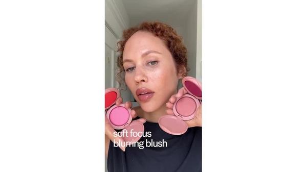 ILIA Soft Focus Blurring Blush - Talc-Free Powder Blush #11