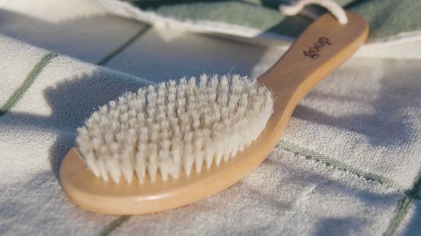 goop Ultimate Dry Brush #7