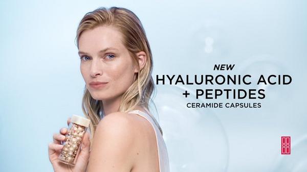 Elizabeth Arden Hyaluronic Acid + Peptides Ceramide Capsules Hydra-Plumping Serum #9