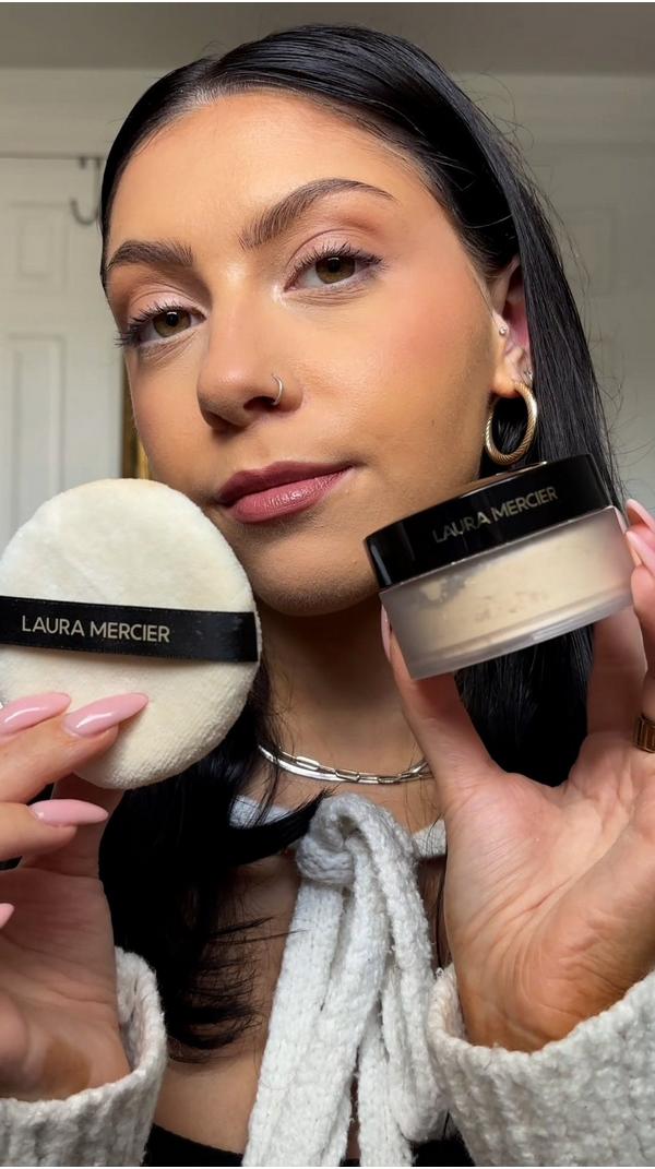 Laura Mercier Indulgent Icons Translucent Loose Setting Powder & Velour Puff Set #9
