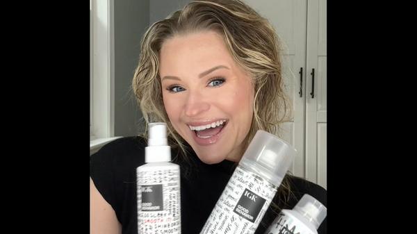 IGK Frizz-Free Faves Holiday Kit #9