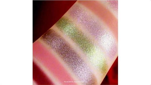 ColourPop ColourPop x The Grinch How The Grinch Stole Christmas Eyeshadow Palette #7